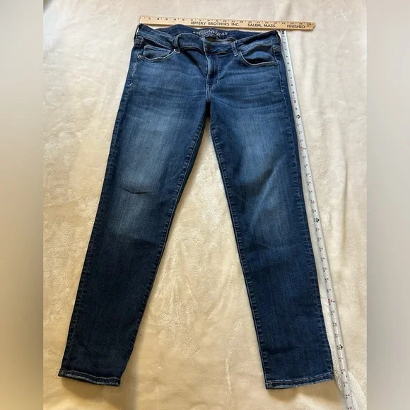 American Eagle Outfitters Skinny Jeans with Super Stretch. Size 14 - Picture 5 of 12